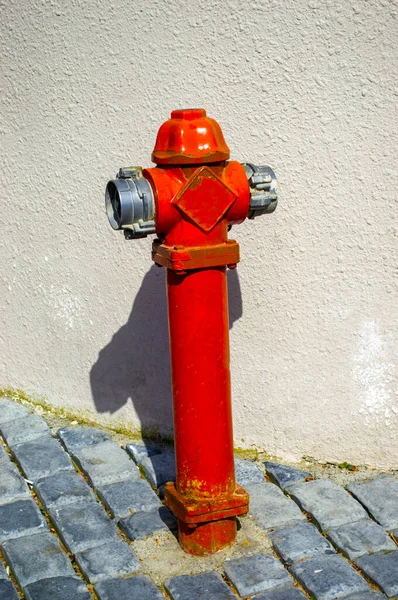 Hidrante Fogo Vermelho Uma Calçada — Fotografia de Stock