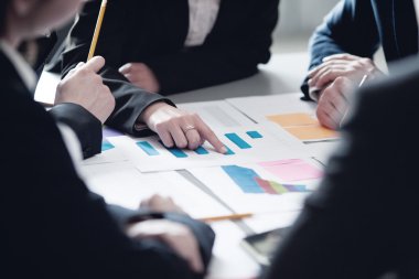 İş takım raporları ile birlikte