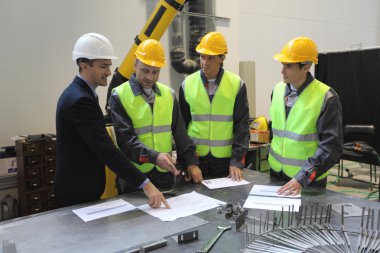 Takım Fabrikası'nda işçilerin