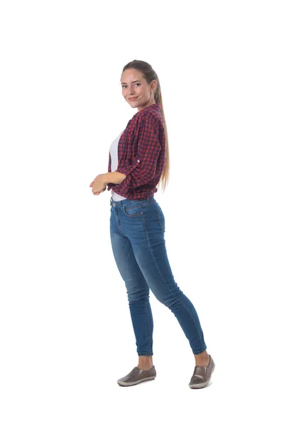 Full Length Portret Van Jonge Vrouw Staan Geïsoleerd Witte Achtergrond — Stockfoto