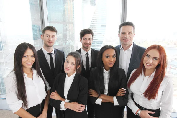 Équipe d'affaires au bureau — Photo