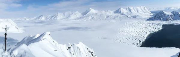 Arktyczna zima w południowej Spitsbergen — Zdjęcie stockowe