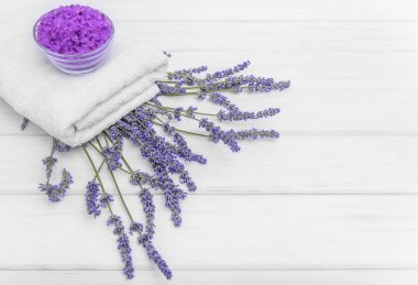 deniz tuzu ve lavanta.