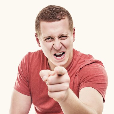 Adamın parmağını tehditkar bir şekilde Puan.