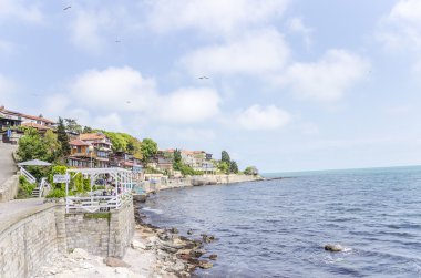 Tarihi turistik kent kıyısında şirin sokak.