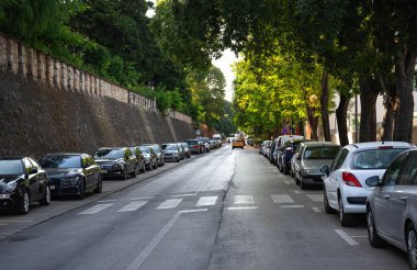 Hırvatistan 'ın Zadar kentinde sokak parkı.
