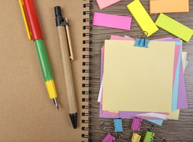 renkli çıkartmalar