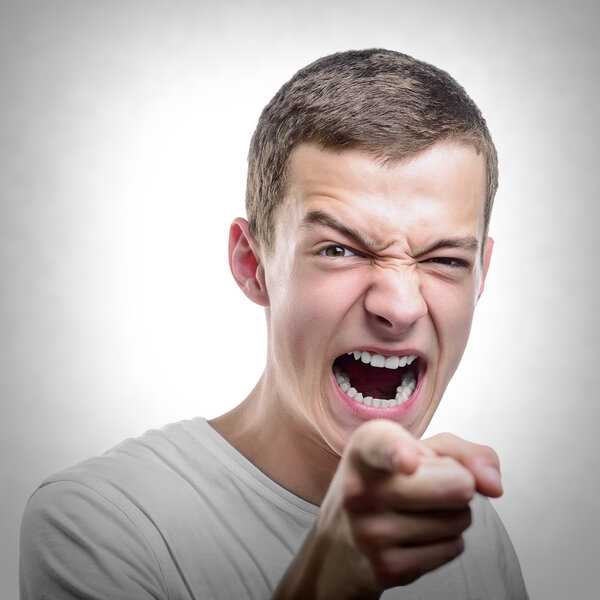 Молодой сердитый человек
. 