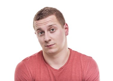 Adam kayıtsızca arıyor.