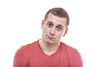 Adam kayıtsızca arıyor.