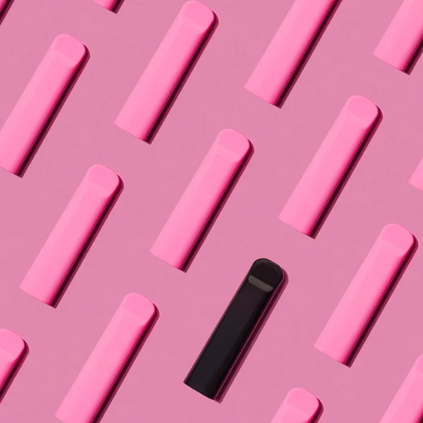 Padrão preto e rosa vape pod no fundo — Fotografia de Stock