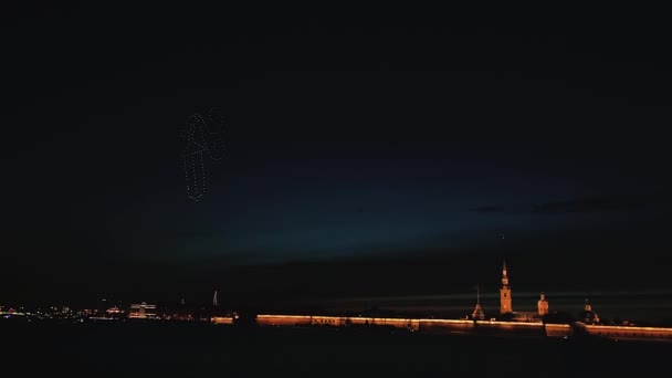 Saint Petersburg, Rusya - 2 Mayıs 2021: Spb Show, insansız hava aracı şovu — Stok video