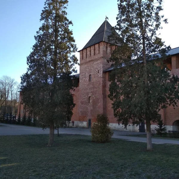 Smolensk, 17. yüzyılın kale duvarı, kule, Rus mimarisi.