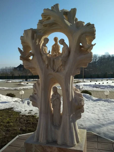 Kutsal Haç, Mavrian meşesi, heykel, yeni, 2021 