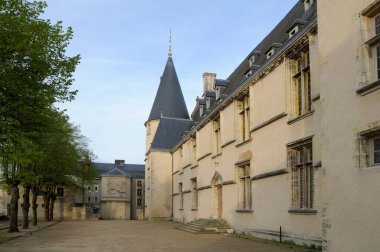 Palais Ducal 'ın arka avlusunda, Nevers, Bourgogne, Fransa