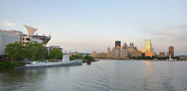 Carnegie Science Center Downtown Pittsburgh Pittsburgh Pennsylvania — 图库照片