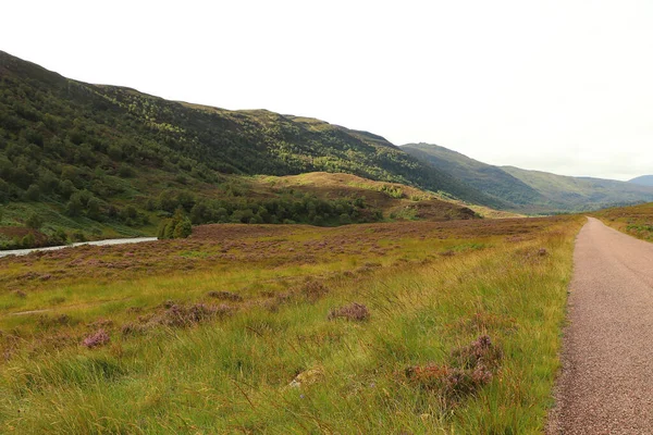 Glen Strathfarrar Dan Geçen Yol — Stok fotoğraf