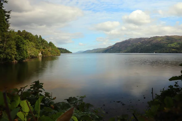 Ein Sonniger Tag Loch Ness — Stockfoto