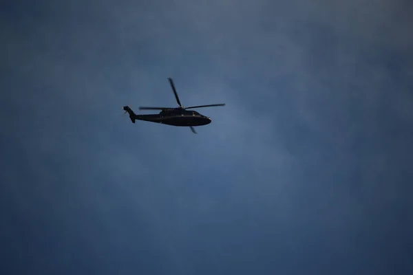 Clear Blue Skies Passengers Being Flown — Stock Photo, Image