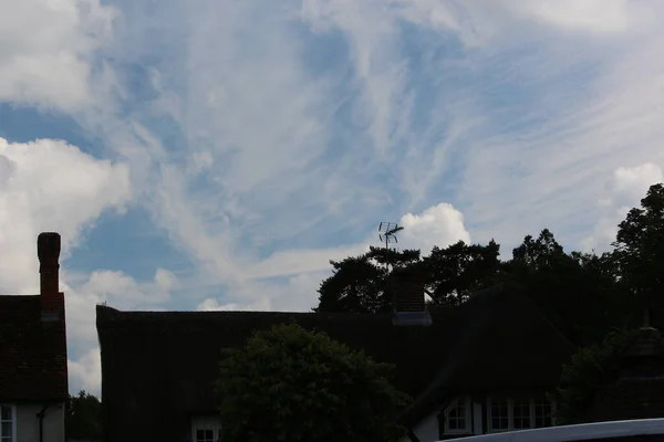 Cielos Azules Claros Con Pasajeros Volando Través —  Fotos de Stock