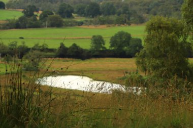 İskoçya 'nın tepelerinden derelere, nehirlere ve göllere bir manzara