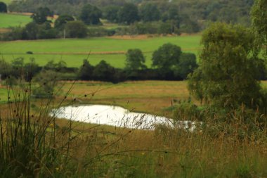 İskoçya 'nın tepelerinden derelere, nehirlere ve göllere bir manzara