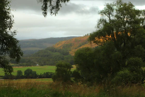 Una Vista Giù Dalle Colline Della Scozia Verso Glens Fiumi — Foto Stock