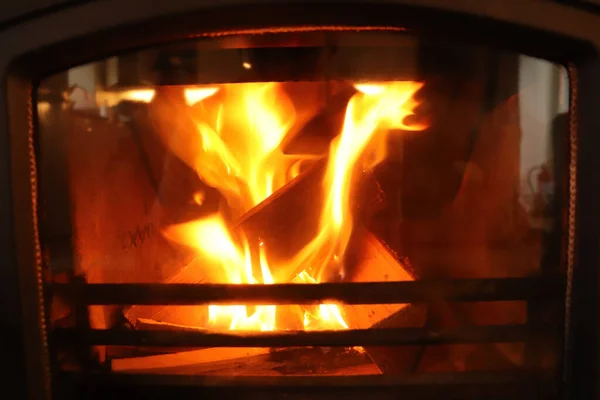 Feuer Brennt Winter Hell Ofen — Stockfoto