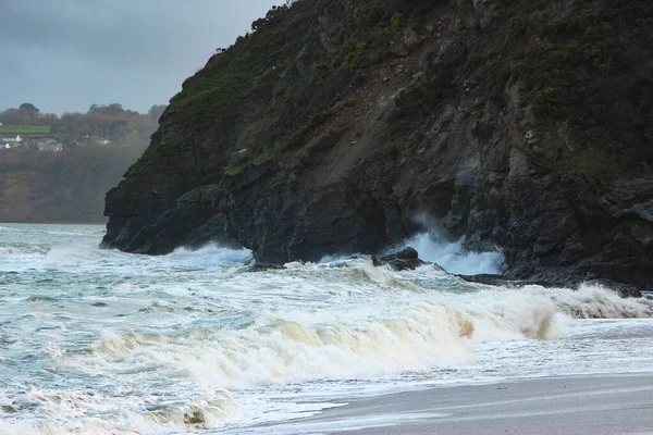 Ondes Tempête Atlantique Écrasant Lavant Sur Les Rochers Sable Sur — Photo