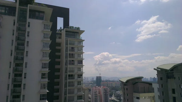 Bladdaken Uitkijkend Kuala Lumpur — Stockfoto