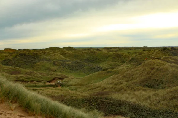 Dunes Sable Herbeuses Derrière Plage Saunton Dans Nord Devon Saluant — Photo