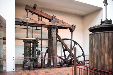 Münih, Almanya - 14 Eylül 2018: Alman Müzesi 'nde her türlü eski buhar makineleri sergisi. 