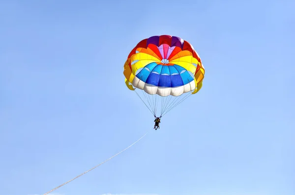 Para Sailing Using Parachute Background Blue Sky — Stock Photo, Image