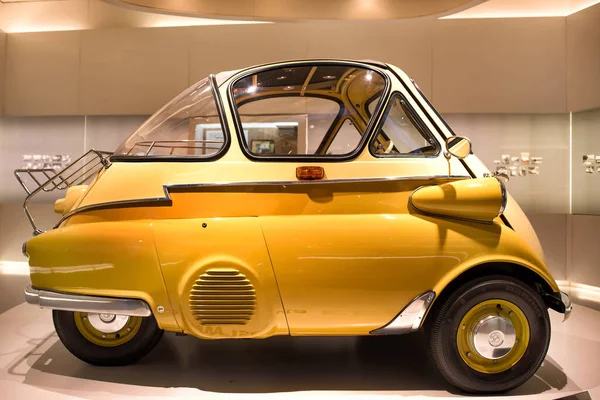 ミュンヘン ドイツ 9月14 2018 Bmw博物館で伝説的な車の展示会 — ストック写真