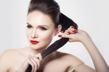 Genç kazak kadın portresi yakın çekim