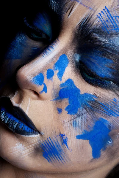 fantezi mavi kadınla makyaj