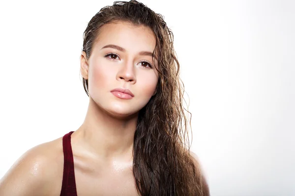 Beautiful woman with wet hair — Stock Photo, Image