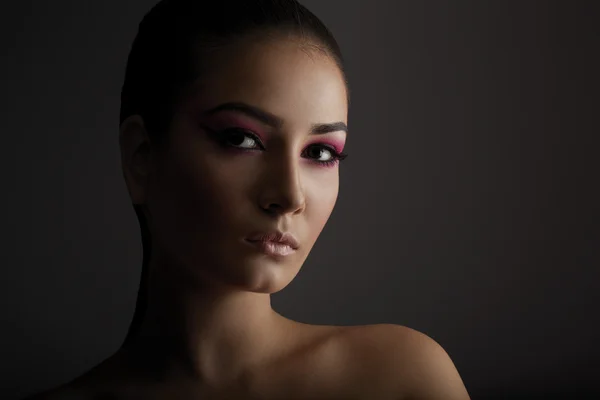 Kvinna med vackra makeup — Stockfoto