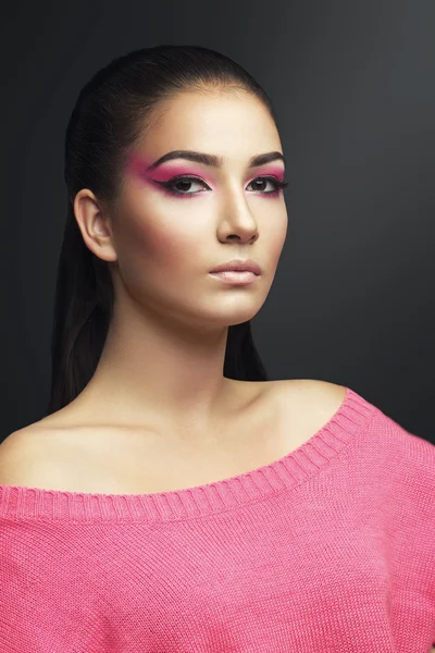 Kvinna med vackra makeup — Stockfoto