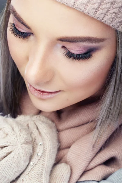 Primer plano retrato de ojos azules mujer —  Fotos de Stock