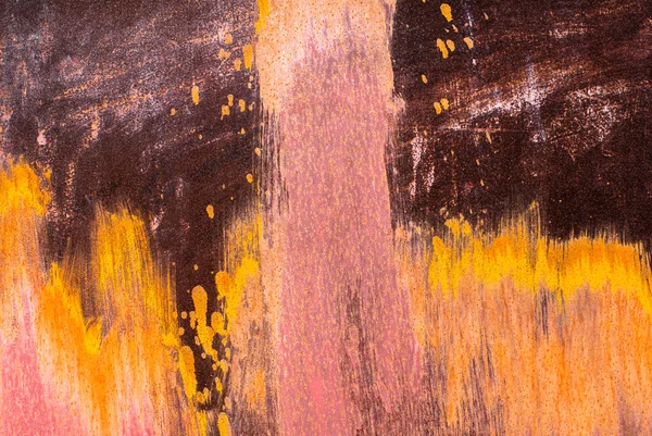 Paslı demir yüzeyi ve eski boya dokusu kalıntıları.