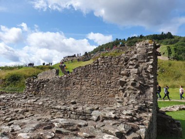 İskoçya 'daki kilidin kıyısındaki urqart kalesinin rünleri, Büyük Britanya