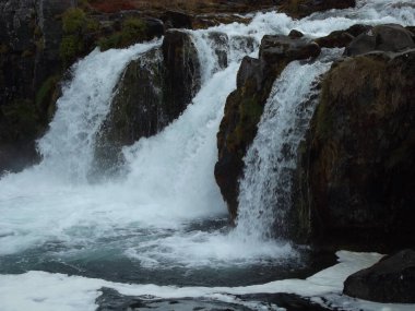 Smal baejarfoss, Dynjandi şelalesinin bir alt kısmıdır.