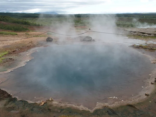 Höjdpunkterna Golden Circle Turnén Från Reykjavik Gejsrarna Det Höga Temperaturområdet Royaltyfria Stockfoton