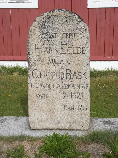 Tombstone Hans Egede Gertrud Rask Fronte Frelserens Kirke Qaqortog Islanda — Foto Stock