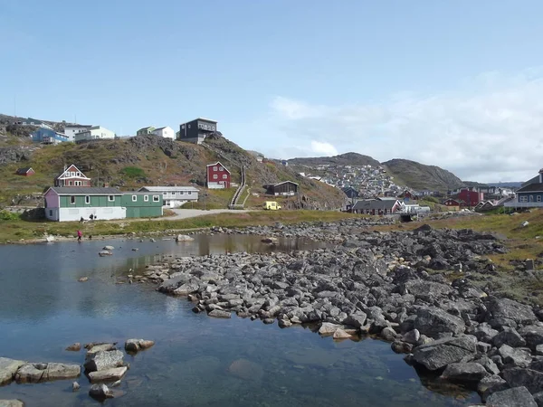 Qaqortog Islandia Jest Zbudowany Wielu Wzgórzach Wyjątkiem Dróg Schody Wszędzie — Zdjęcie stockowe