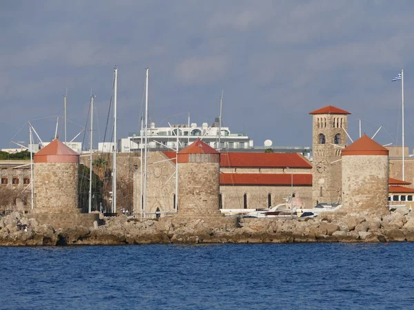 Famous Three Windmills Mandraki Port Rhodes Town Rhodes Greece Background — Stock Photo, Image