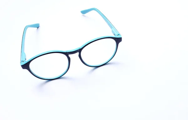 Top View Moderní Kulaté Černé Brýle Izolovat Bílém Pozadí — Stock fotografie