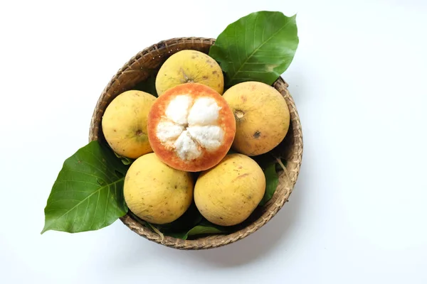 Fresh Sliced Santol Sandoricum Koetjape Fruit Wicker Basket Famous Fruit — Foto de Stock