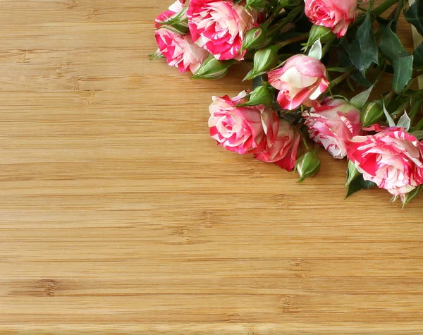 Floral wooden background — Stock Photo, Image